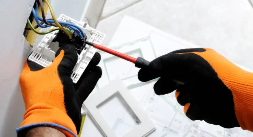 Choosing an electrician in Ayr